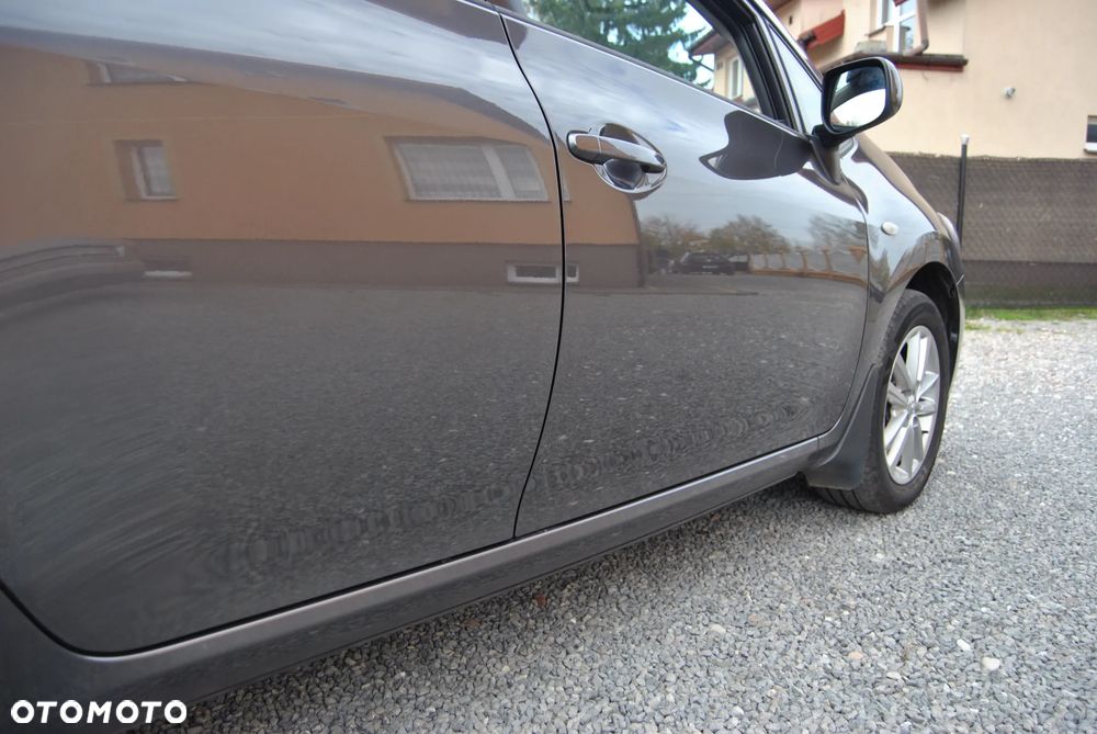 Toyota Auris 1.6 VVT-i Prestige - 21