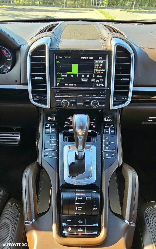 Porsche Cayenne S E-Hybrid Platinum Edition - 25