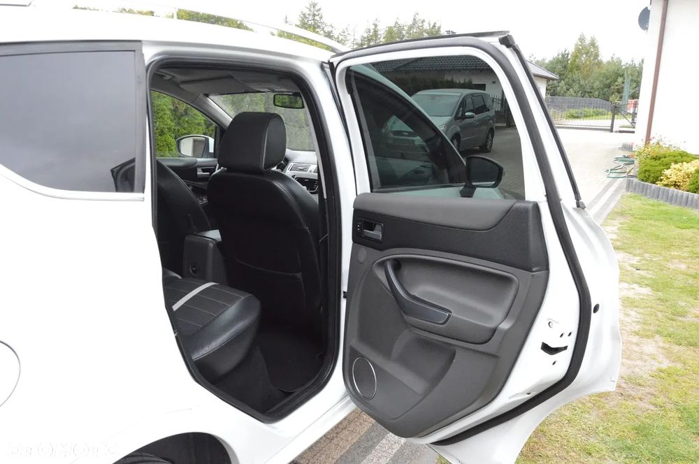Ford Kuga 2.0 TDCi 4WD Titanium - 31
