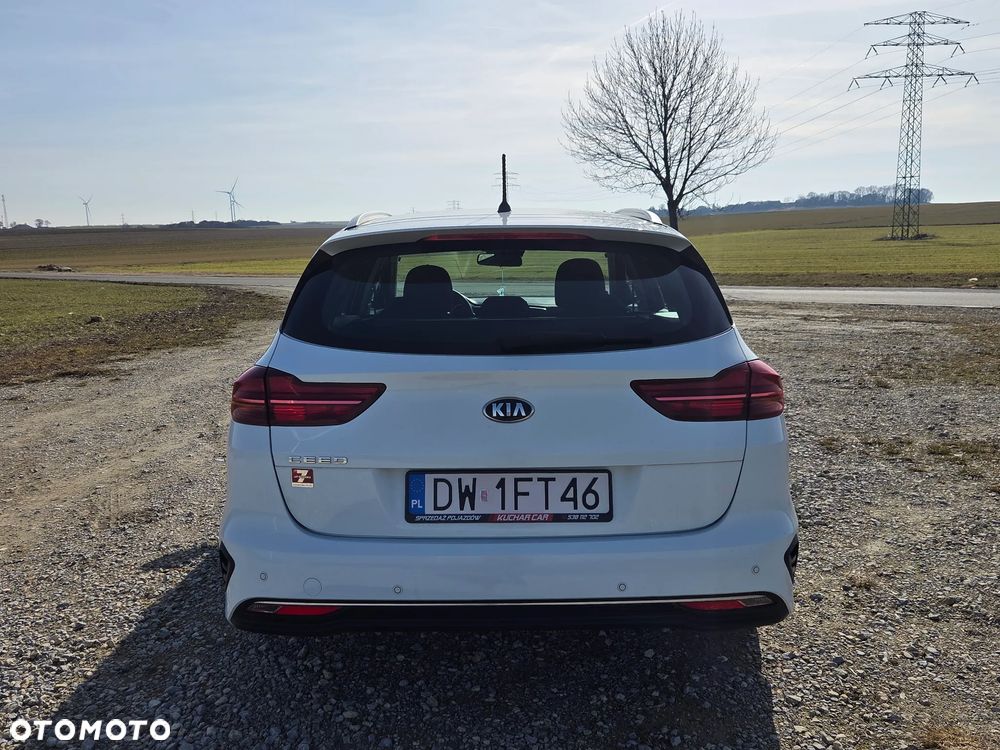 Kia Ceed 1.4 T-GDI M - 5