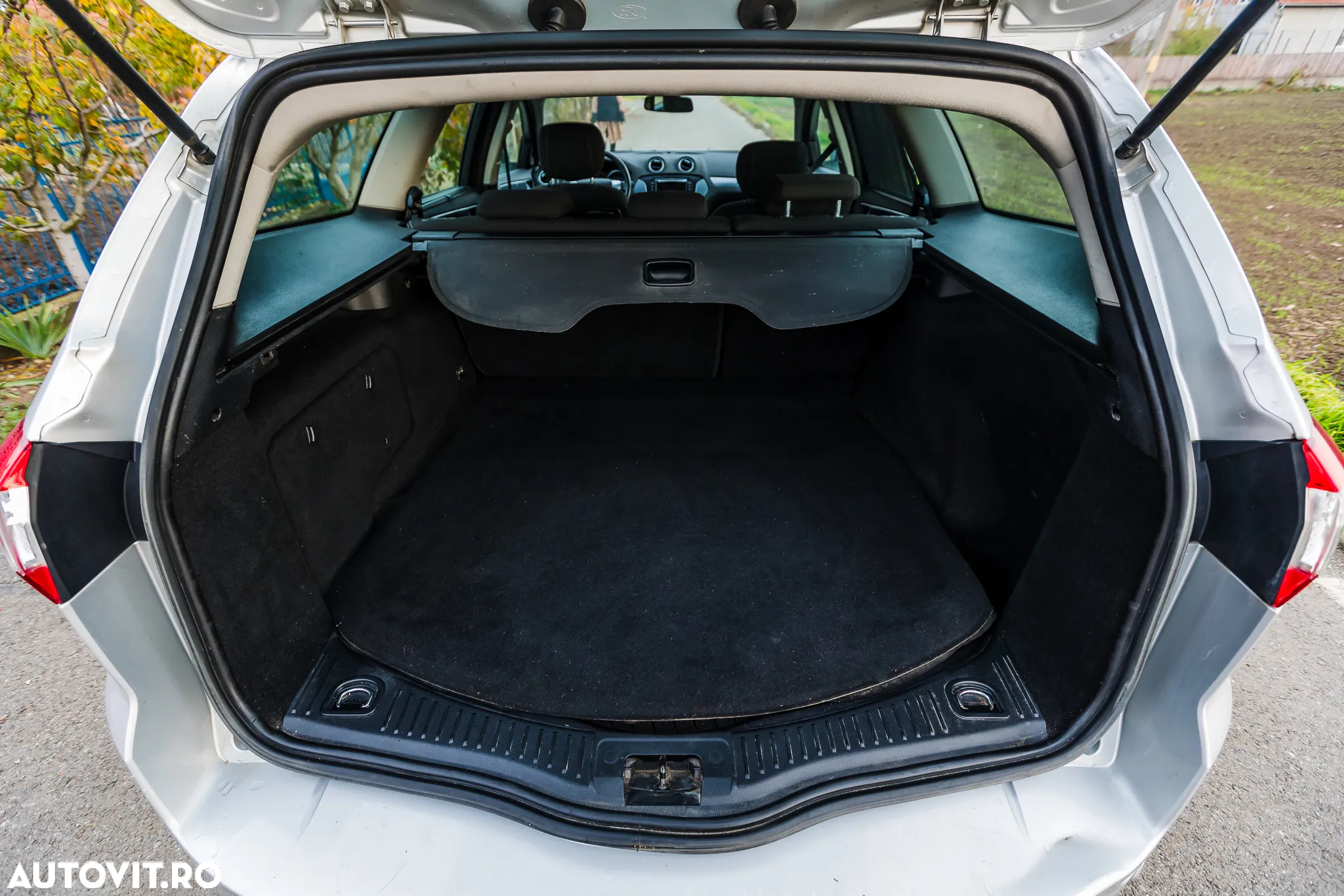 Ford Mondeo Turnier 2.0 TDCi Ambiente - 6