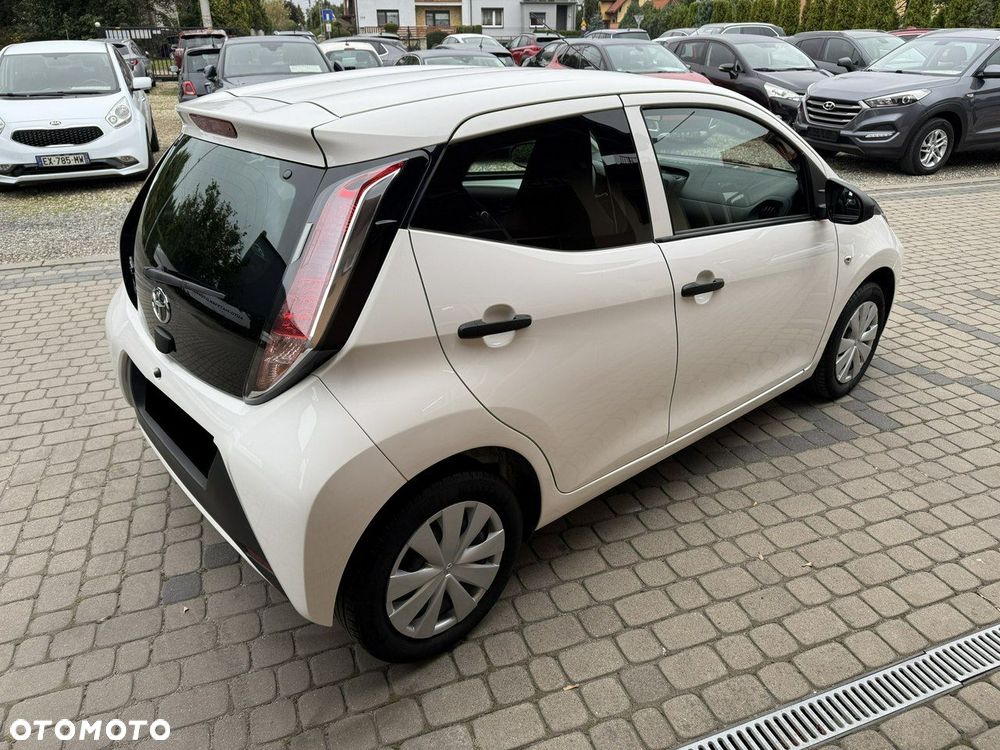 Toyota Aygo 1.0 VVT-i Sprint EU6 - 6