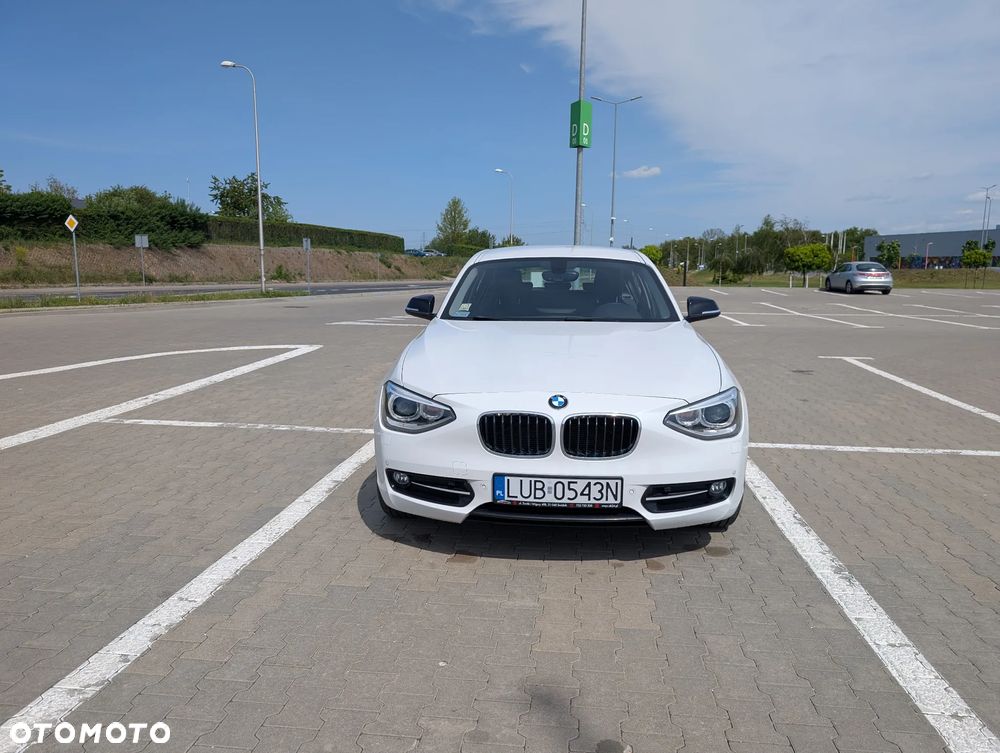 BMW Seria 1 118d Sport Line - 2