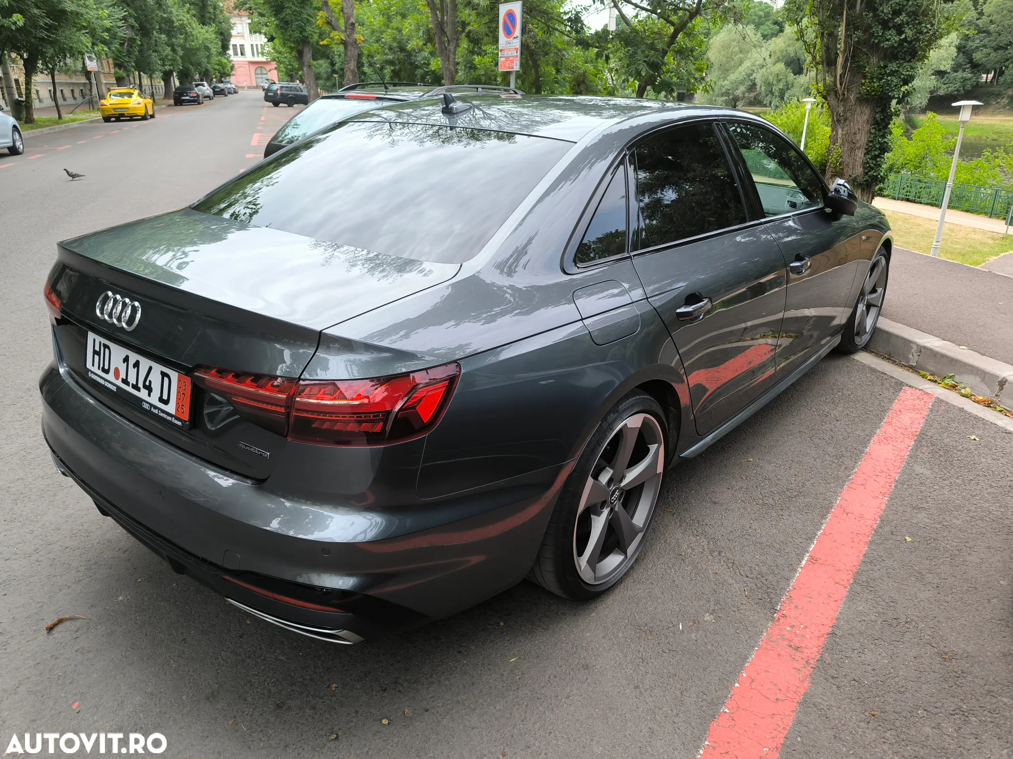Audi A4 Avant 2.0 40 TDI quattro S tronic Advanced - 8