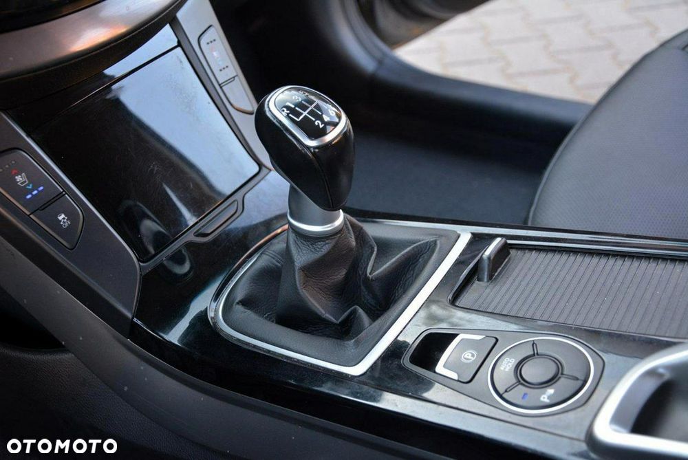 Hyundai i40 2.0 GDI Premium - 28