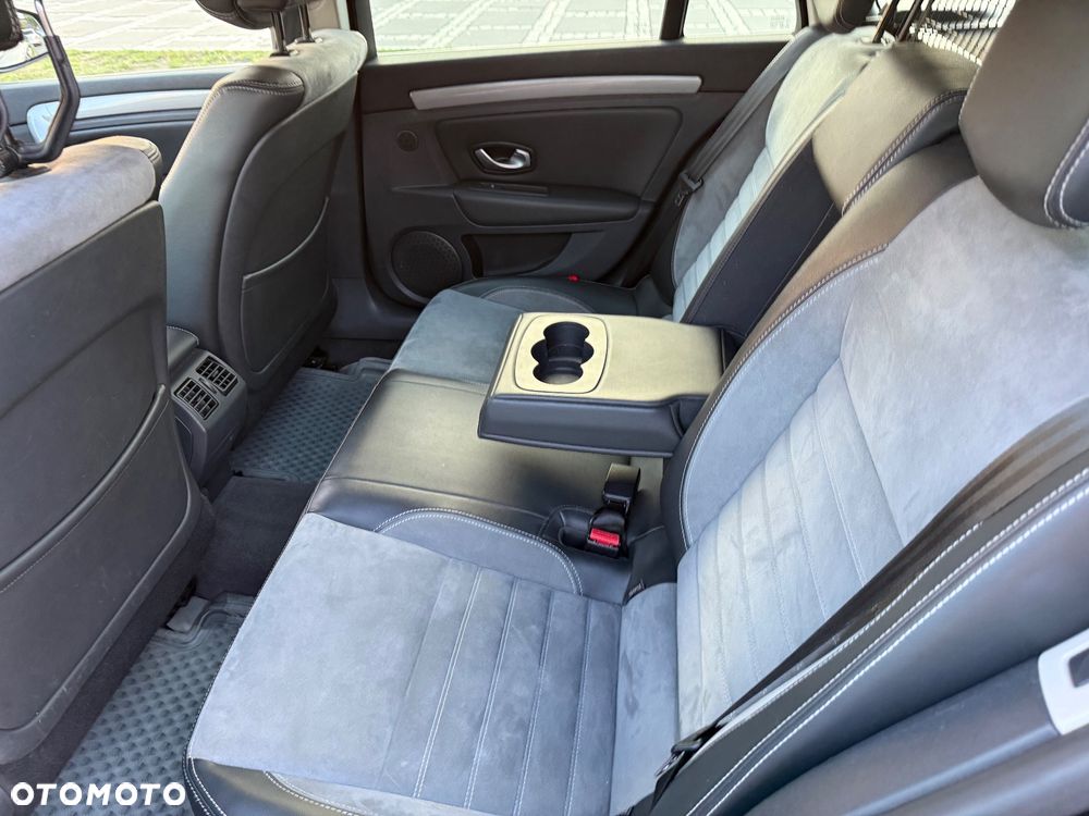 Renault Laguna dCi 150 FAP Bose - 20