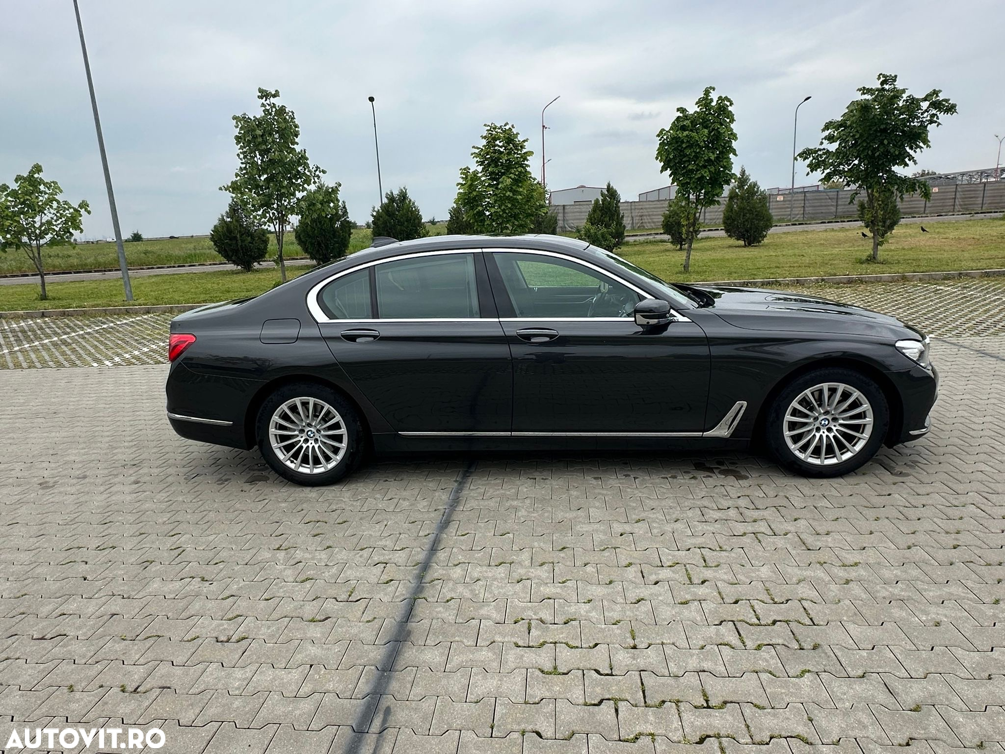 BMW Seria 7 730Ld xDrive - 3