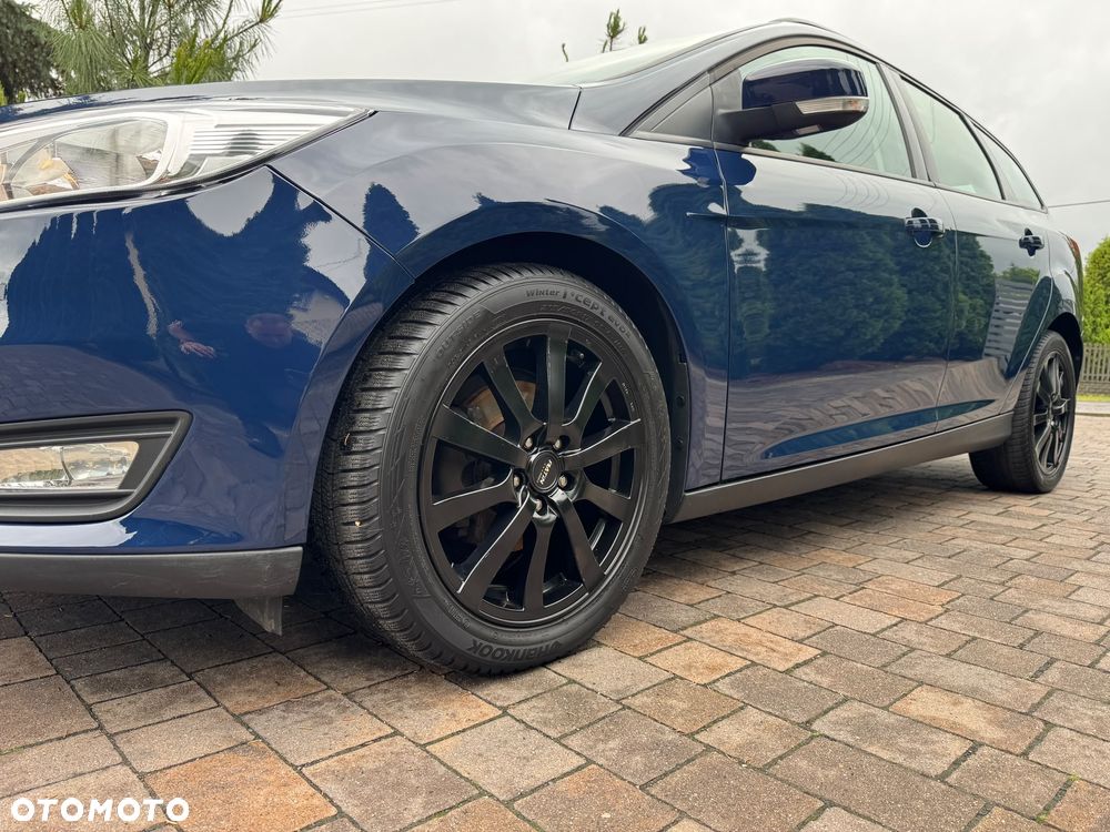 Ford Focus 1.0 EcoBoost Trend Sport - 14