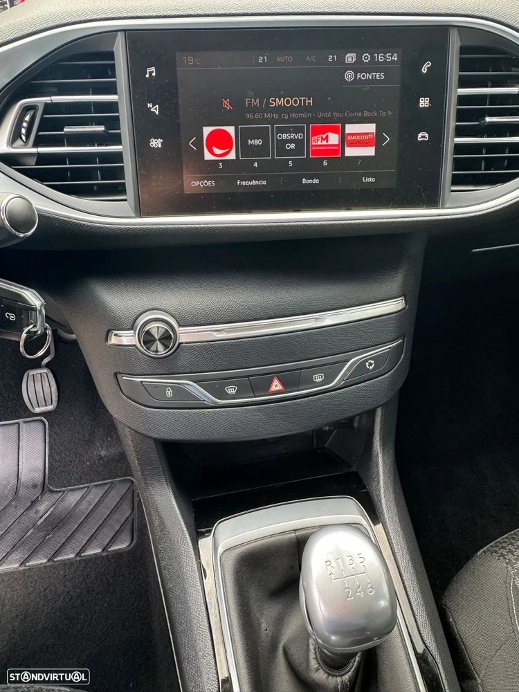 Peugeot 308 SW PureTech 130 GPF Stop & Start Allure - 12