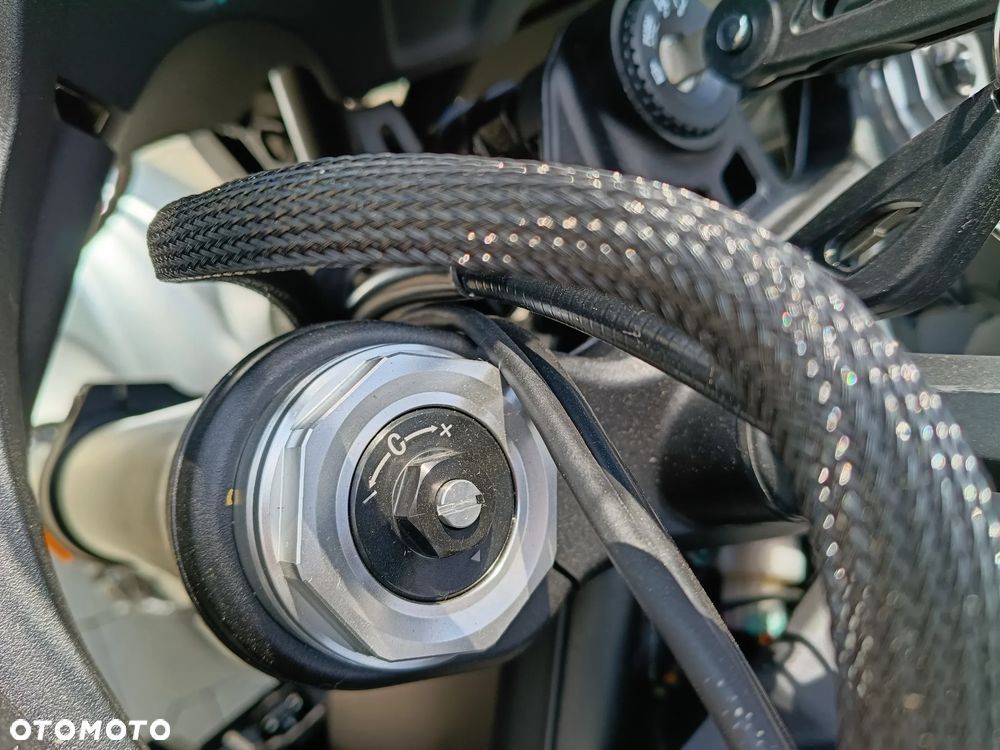 QJMOTOR SRT 600SX - 11