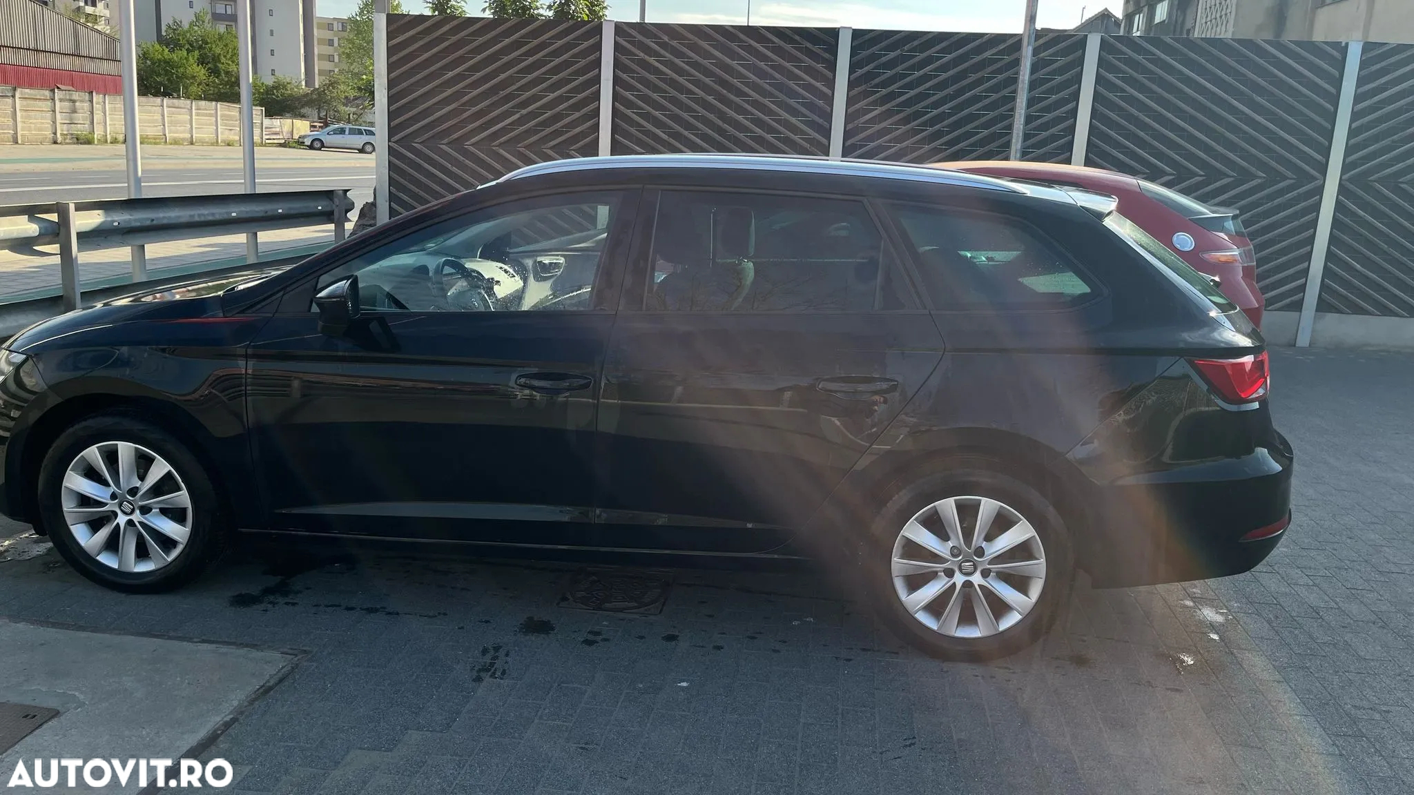 Seat Leon Sportstourer 2.0 TDI DSG Style - 2