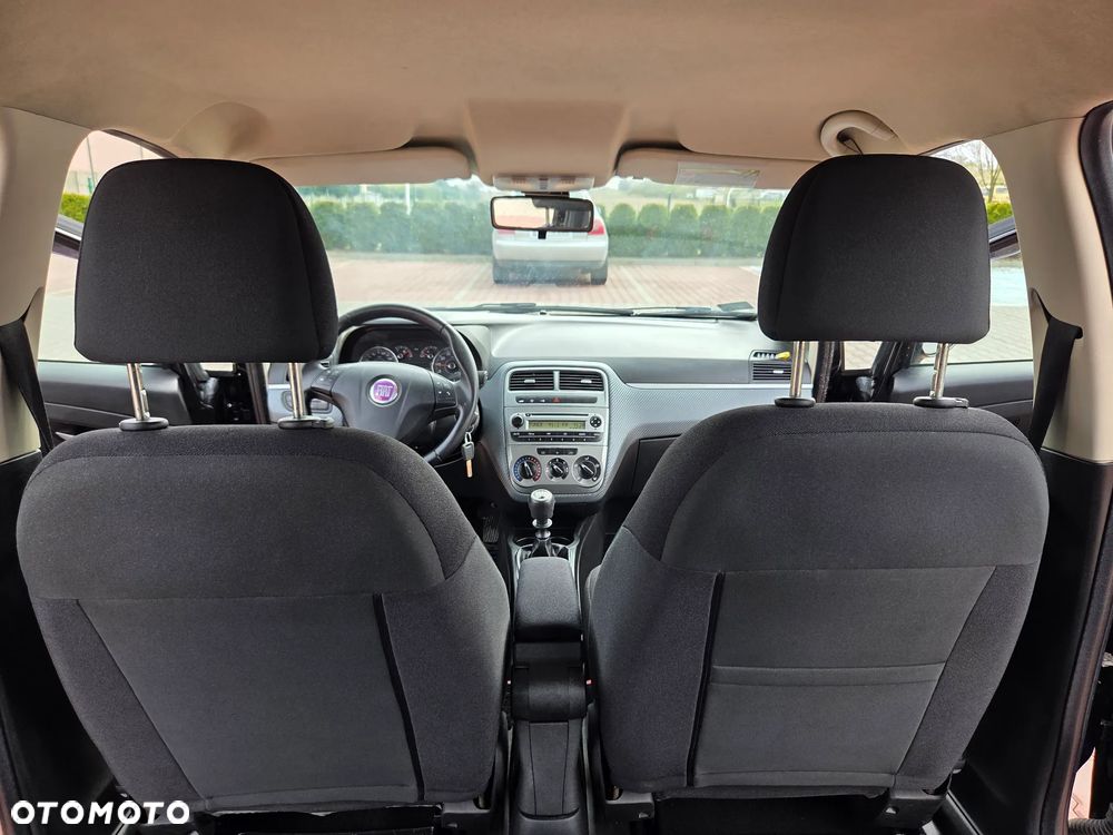 Fiat Grande Punto 1.4 8V Emotion - 37