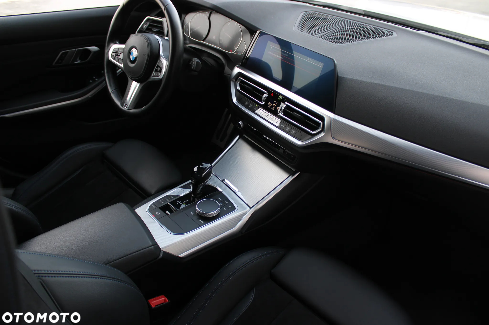 BMW Seria 3 318d M Sport - 25