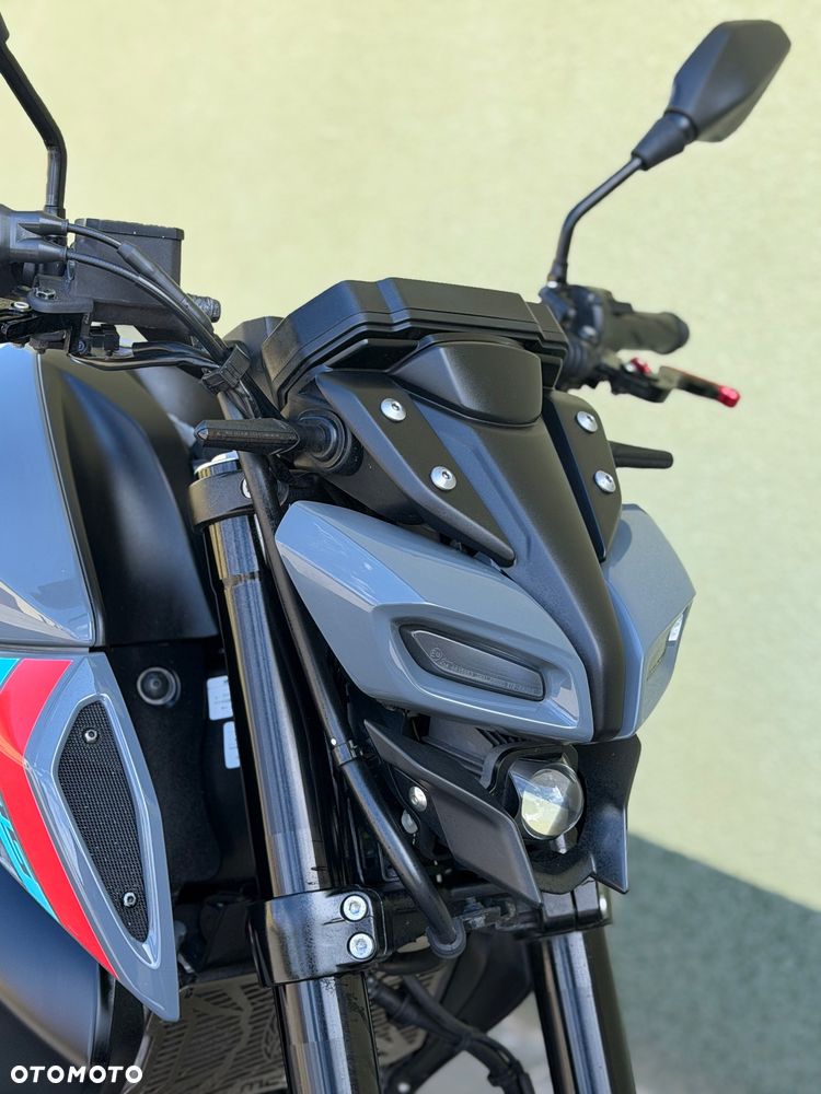 Yamaha MT - 2