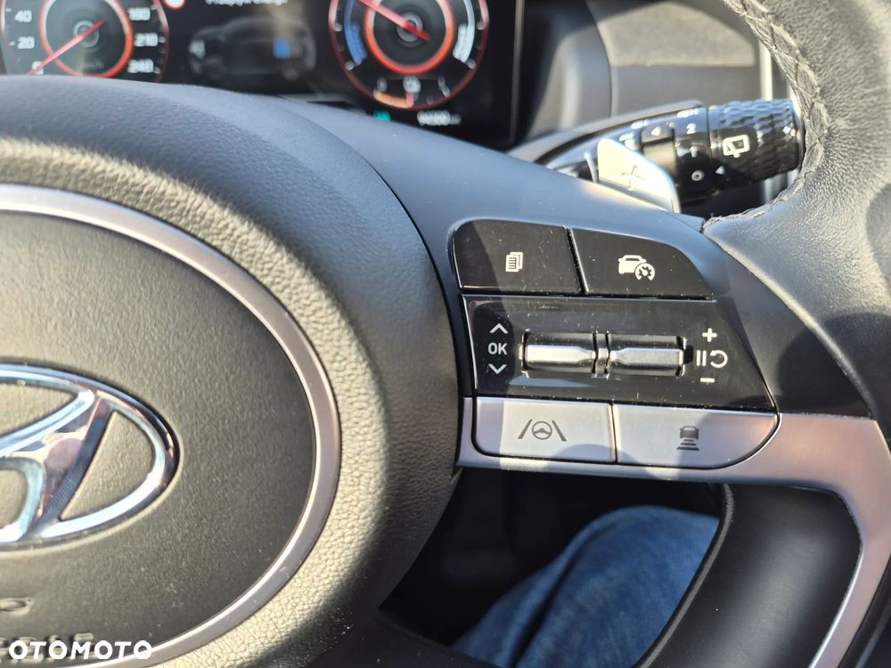 Hyundai Tucson 1.6 T-GDi HEV Executive 4WD - 22