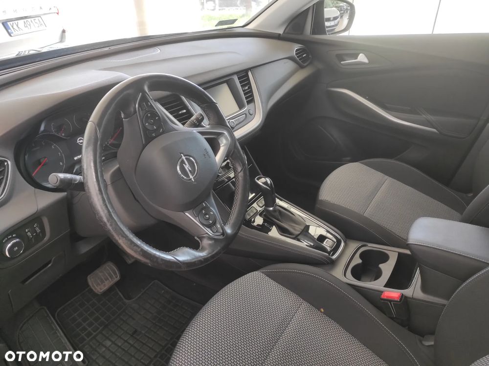 Opel Grandland X 1.2 T Enjoy S&S - 8