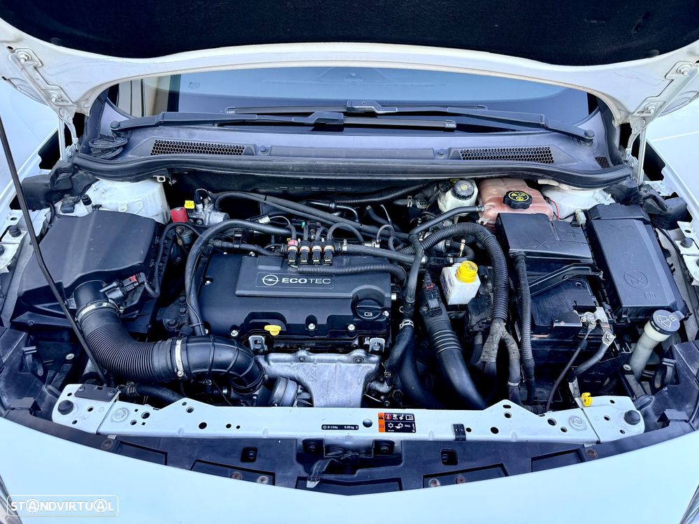 Opel Astra GTC 1.4 T - 27