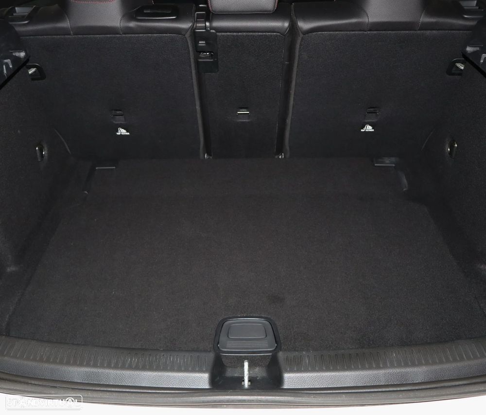 Mercedes-Benz A 180 d 7G-DCT AMG Line - 13