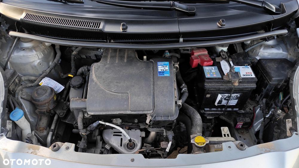 Toyota Yaris 1.0 VVT-i Sol - 36