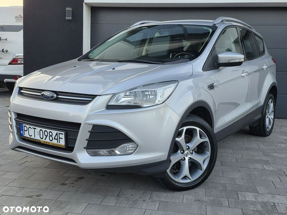 Ford Kuga - 25