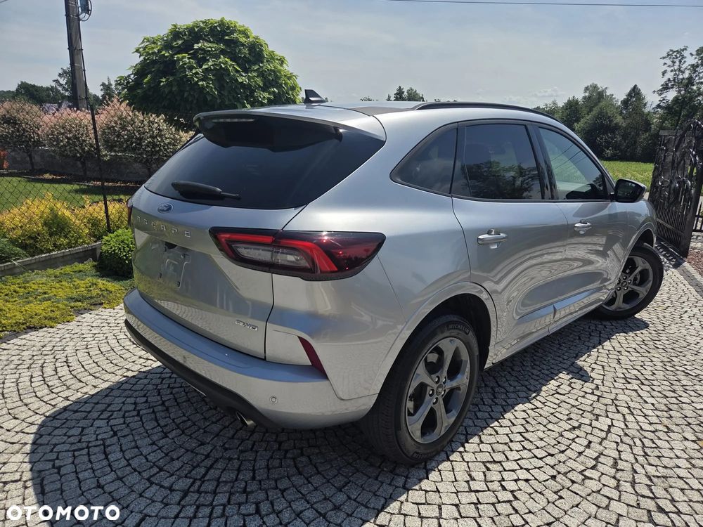 Ford Kuga - 28