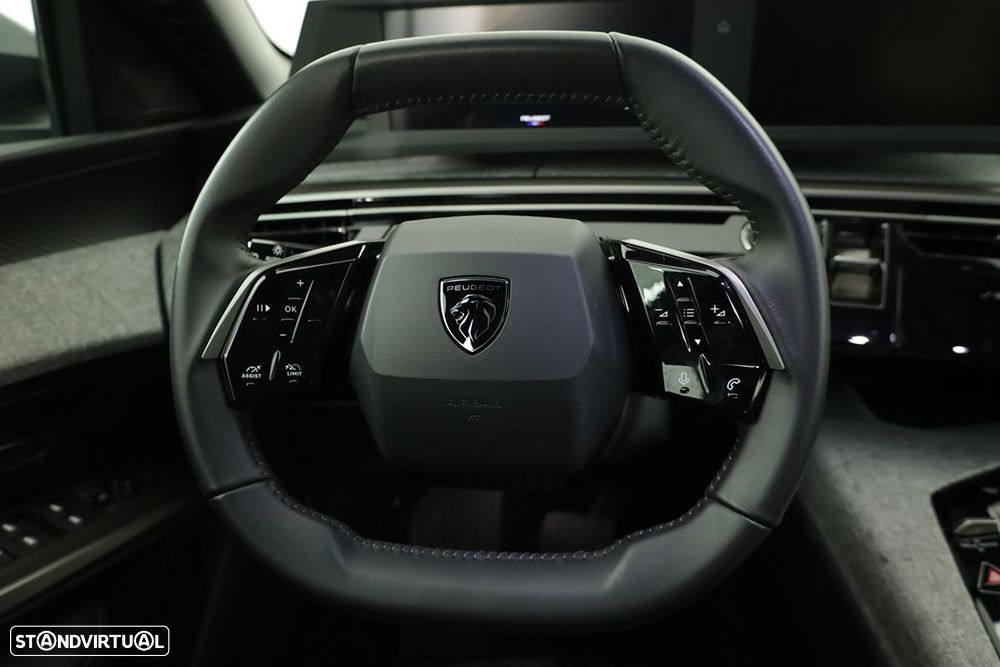 Peugeot 3008 1.2 Hybrid Allure e-DCS6 - 12