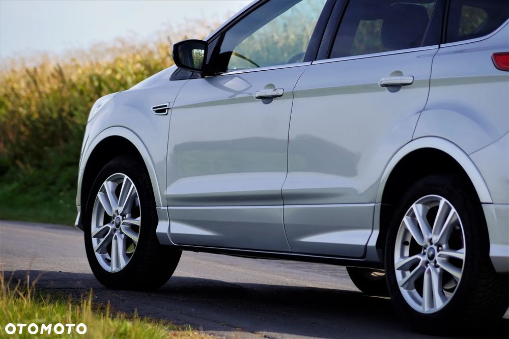 Ford Kuga - 9