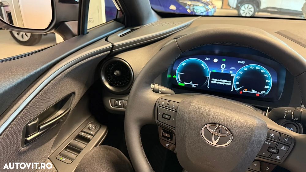 Toyota C-HR - 16