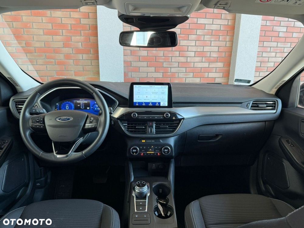 Ford Kuga - 14