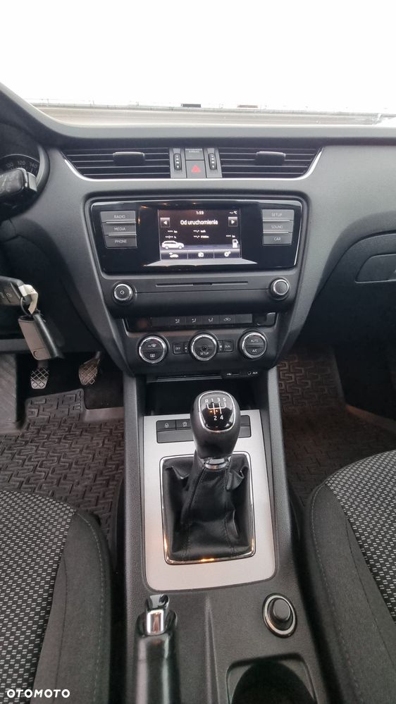 Skoda Octavia 1.6 TDI DPF Active - 10