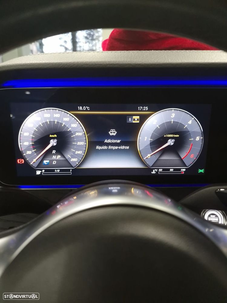 Mercedes-Benz E 300 d AMG Line - 34