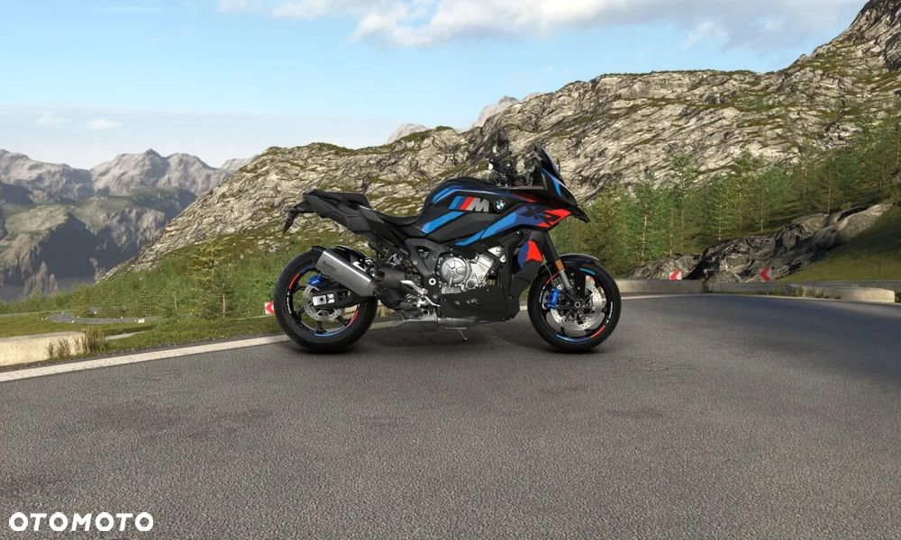 BMW XR - 8