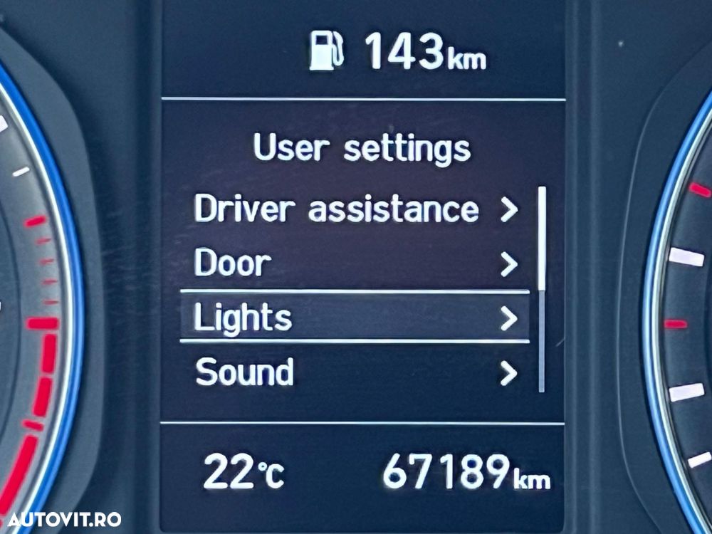 Hyundai KONA - 25