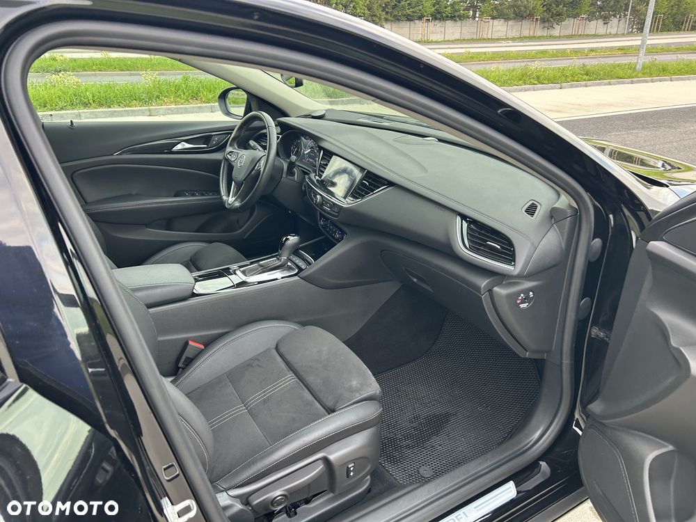 Opel Insignia - 23