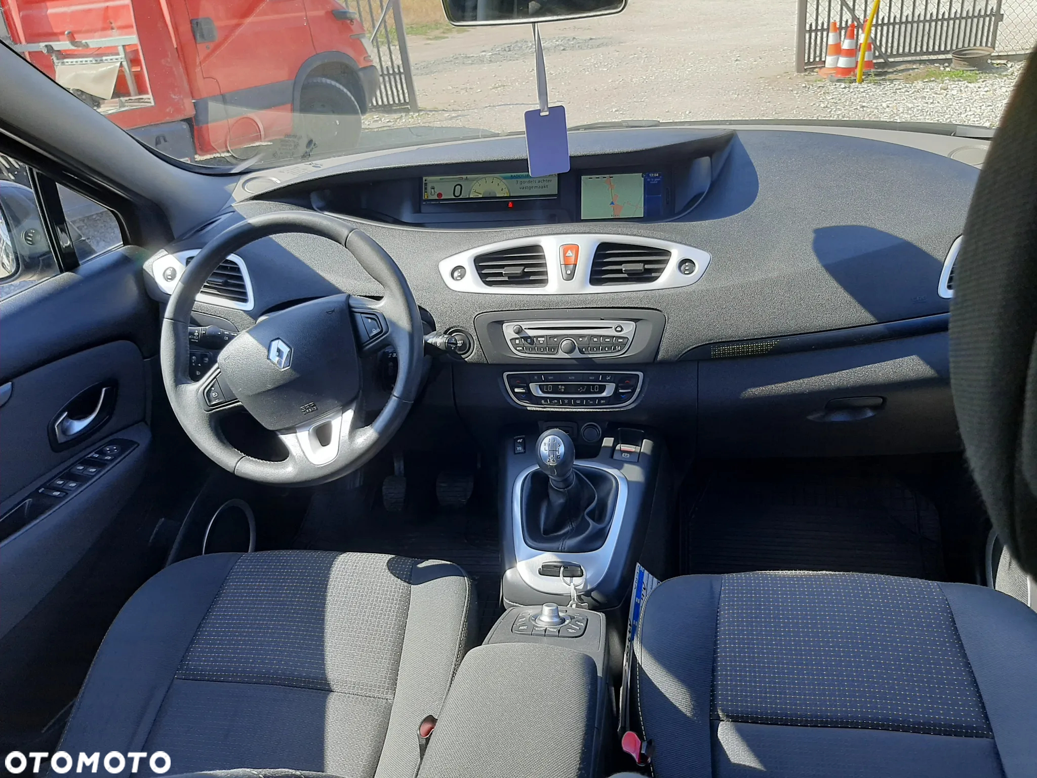Renault Grand Scenic Gr 1.4 16V TCE Bose Edition - 20