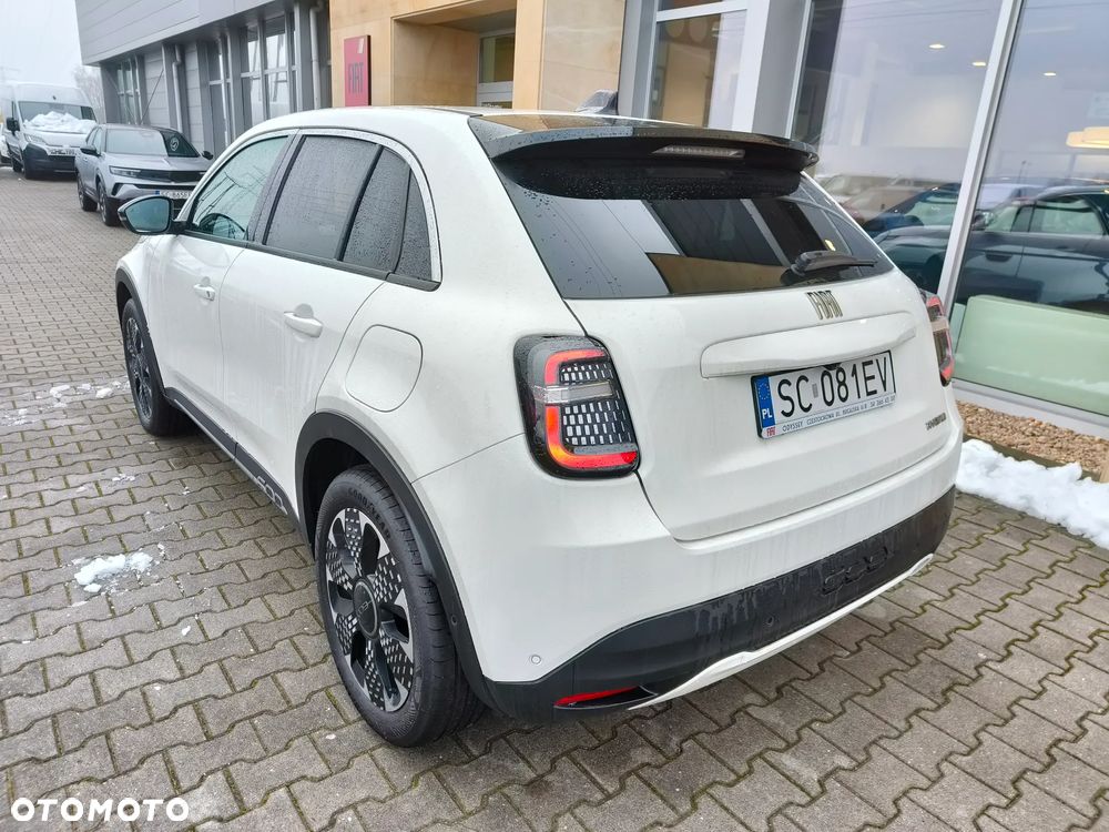 Fiat 600 1.2 Turbo La Prima eDCT - 8