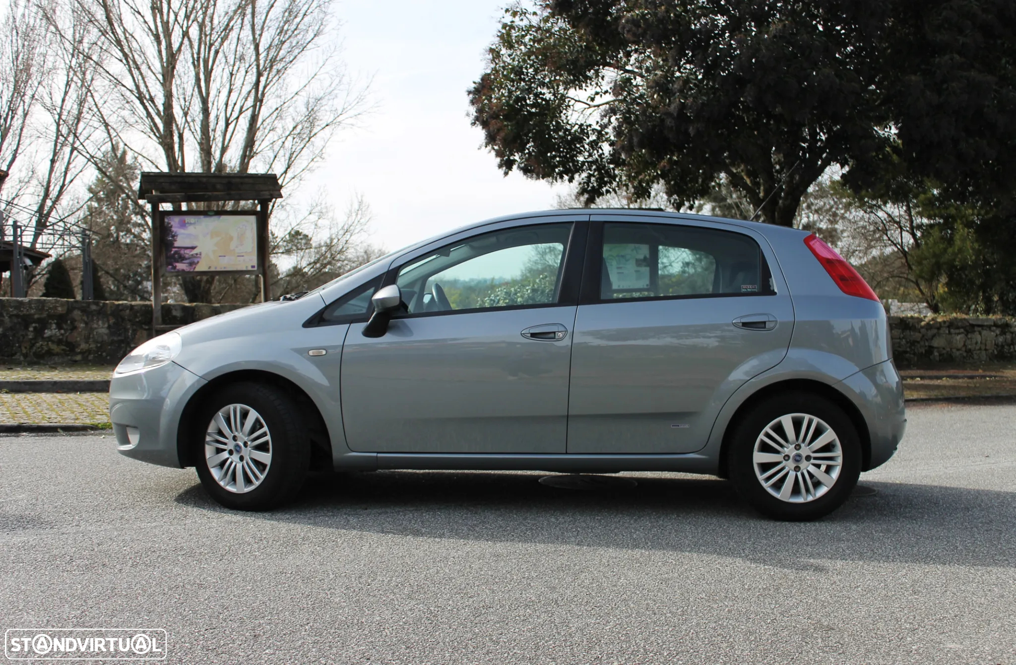 Fiat Grande Punto - 8