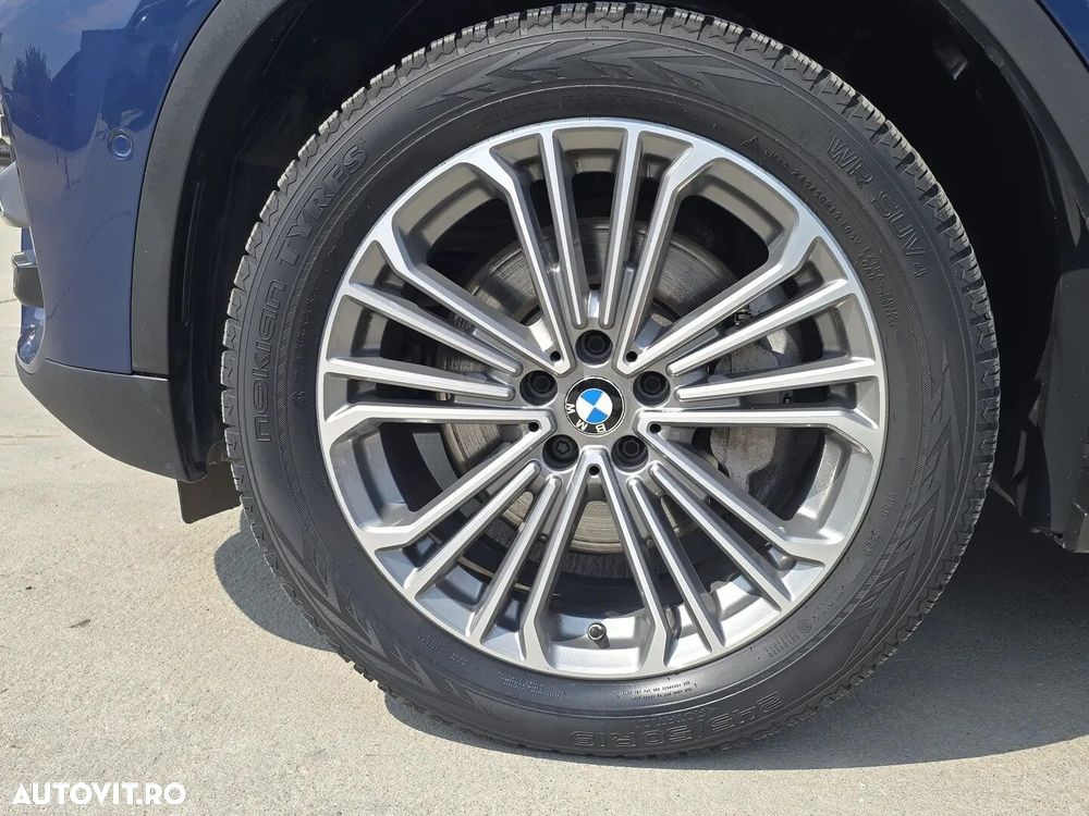 BMW X3 xDrive30i AT Luxury Line - 7