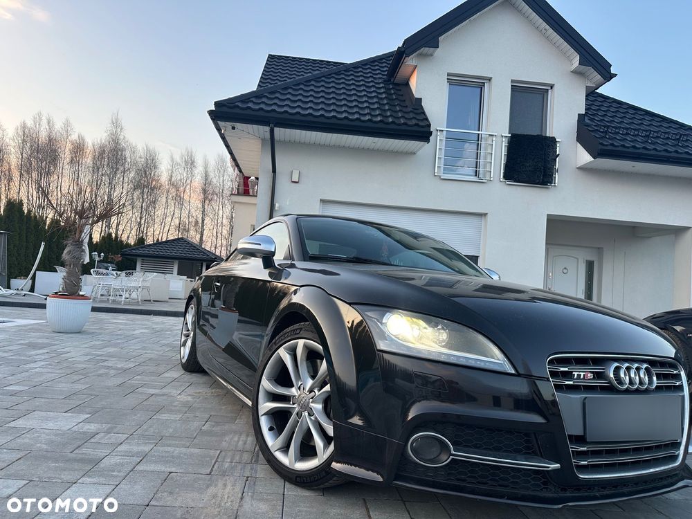 Audi TT S Coupé - 9