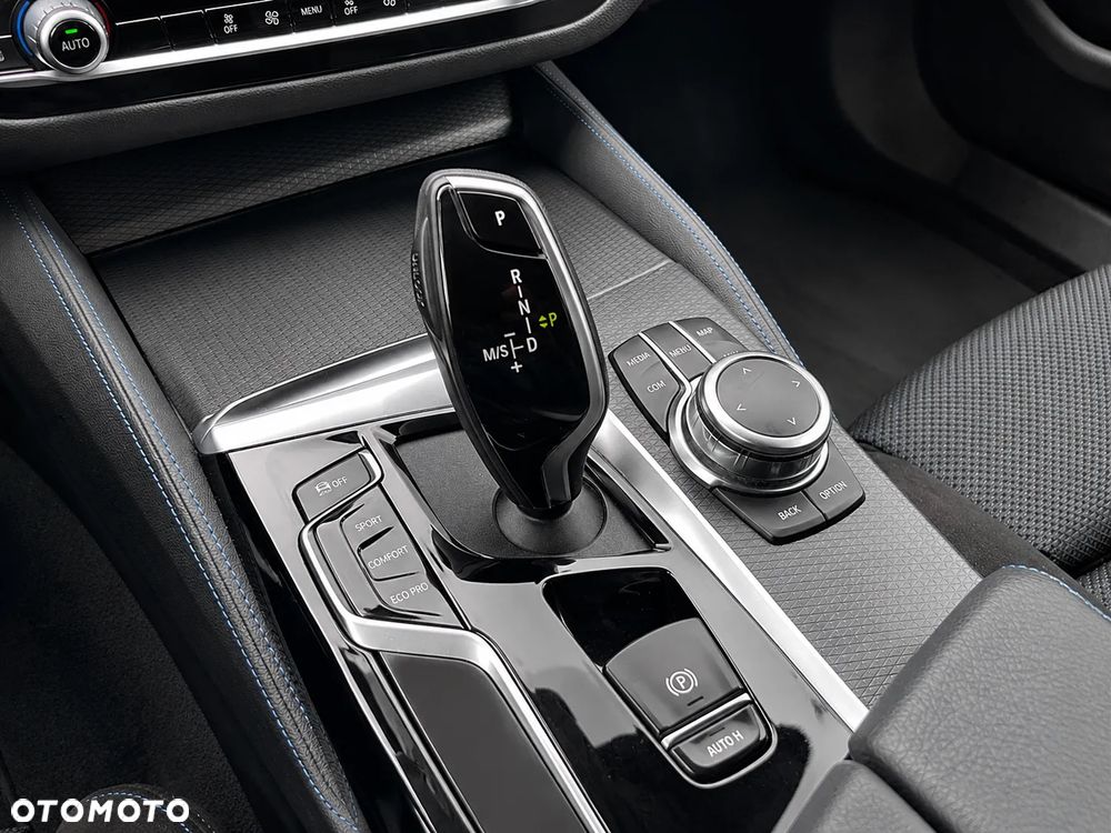 BMW Seria 5 520d xDrive MHEV M Sport sport - 14