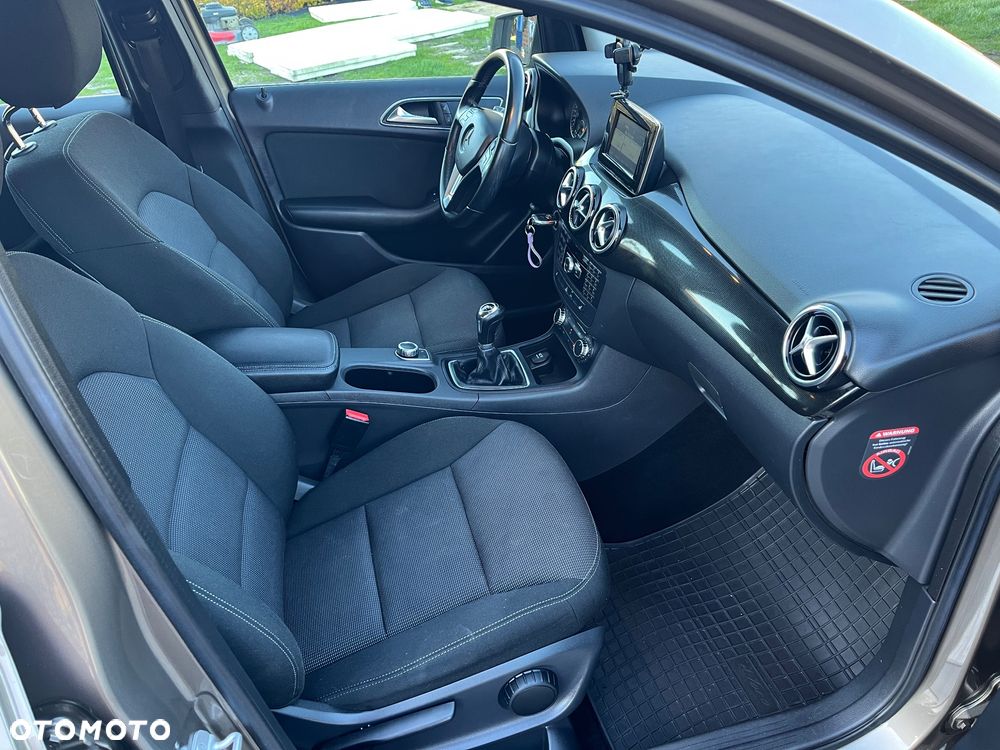 Mercedes-Benz Klasa B 180 Style - 8