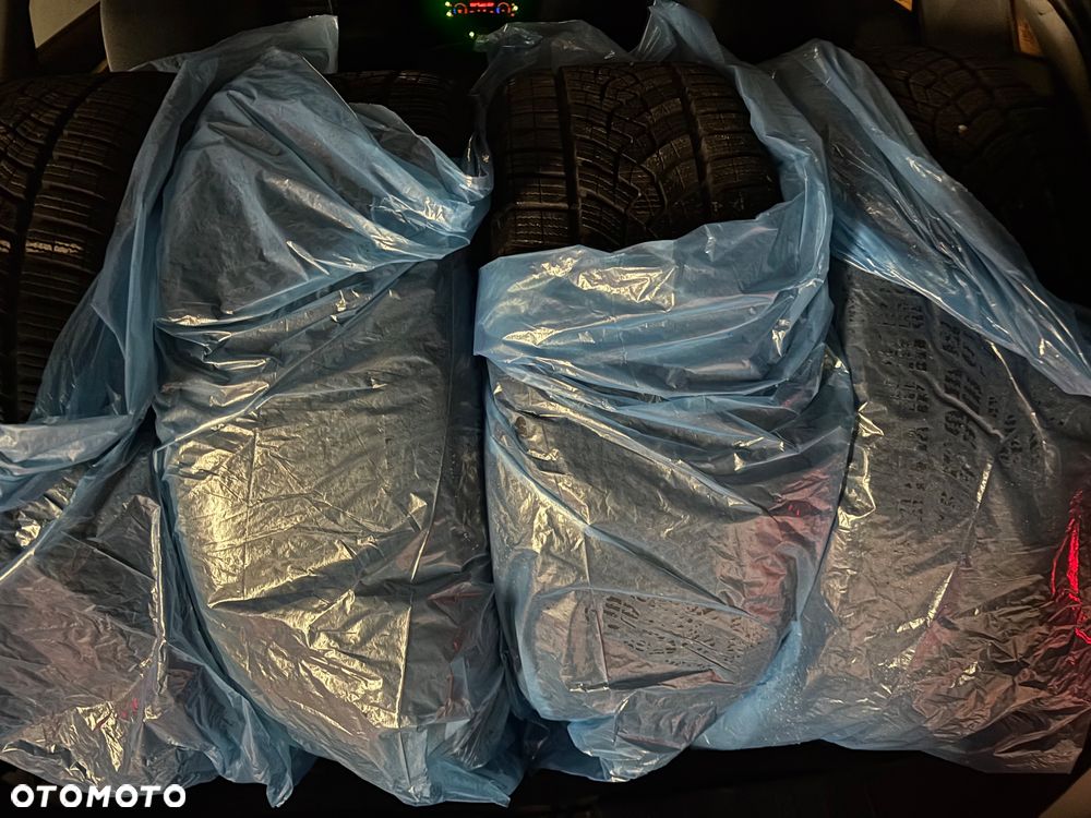 BMW X1 sDrive20d - 33