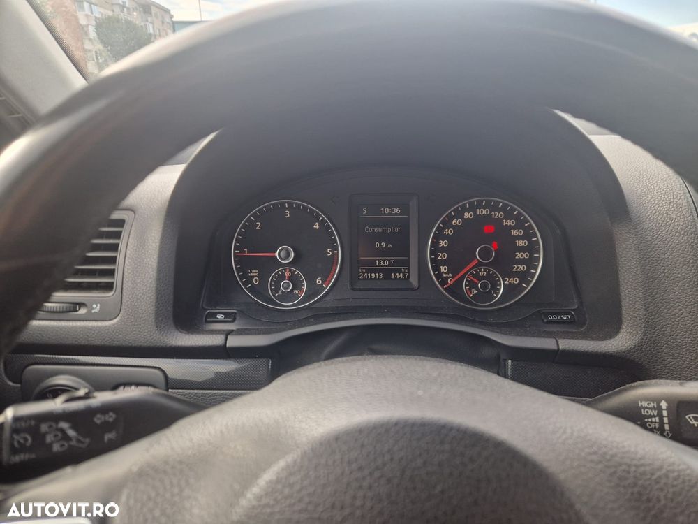 Volkswagen Jetta 2.0 TDI Life - 8