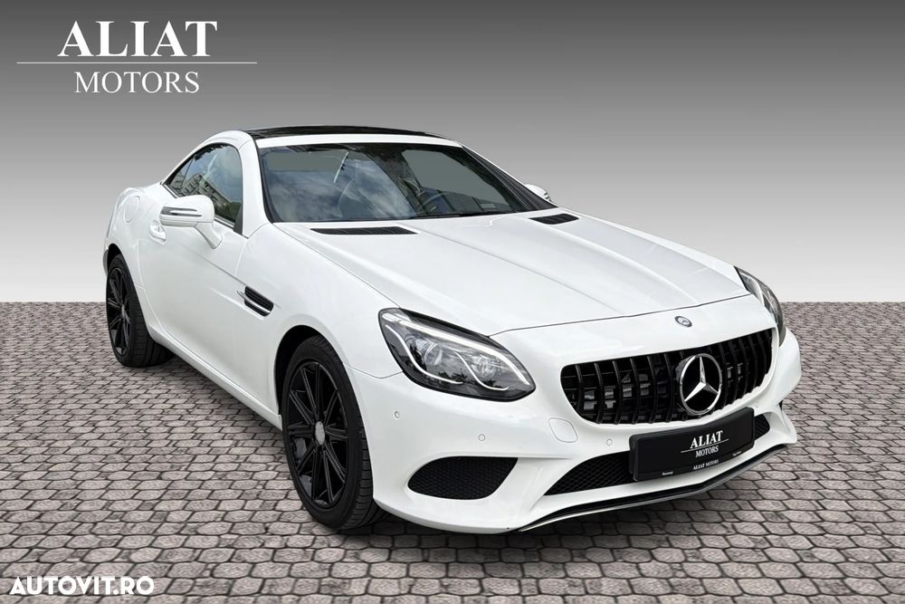 Mercedes-Benz SLC - 10