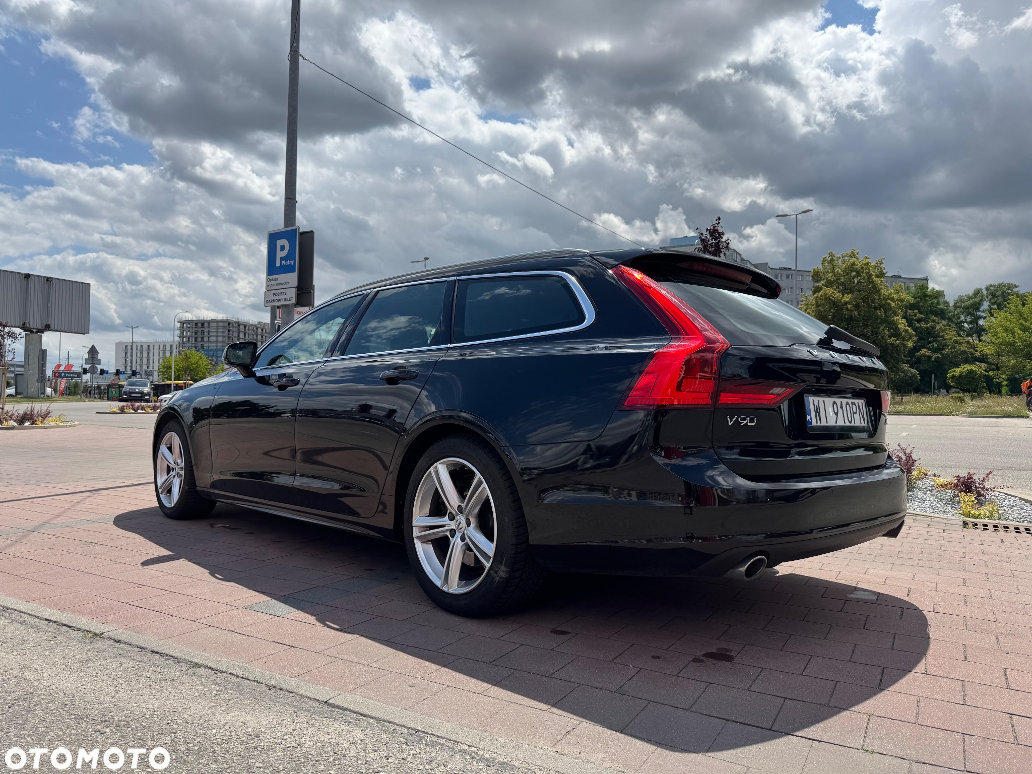 Volvo V90 D4 AWD Geartronic Inscription - 3