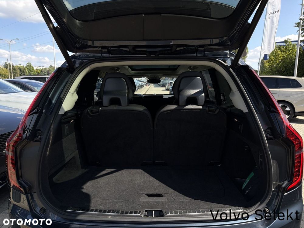 Volvo XC 90 - 33