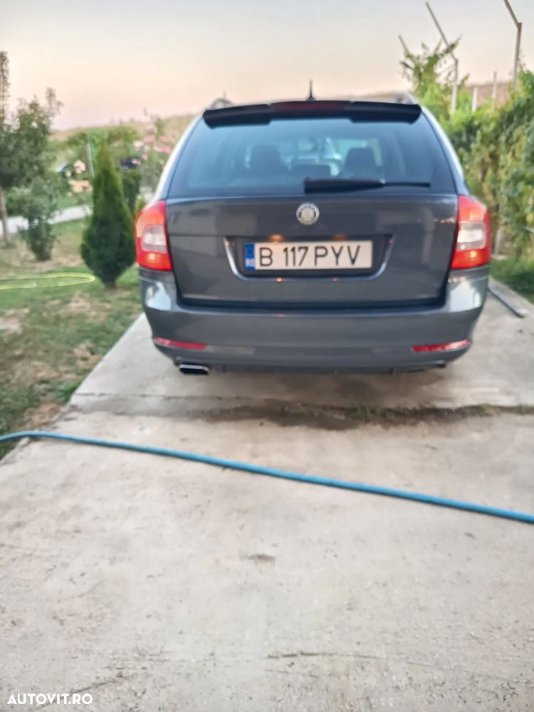 Skoda Octavia 1.6 TDI ELEGANCE - 3