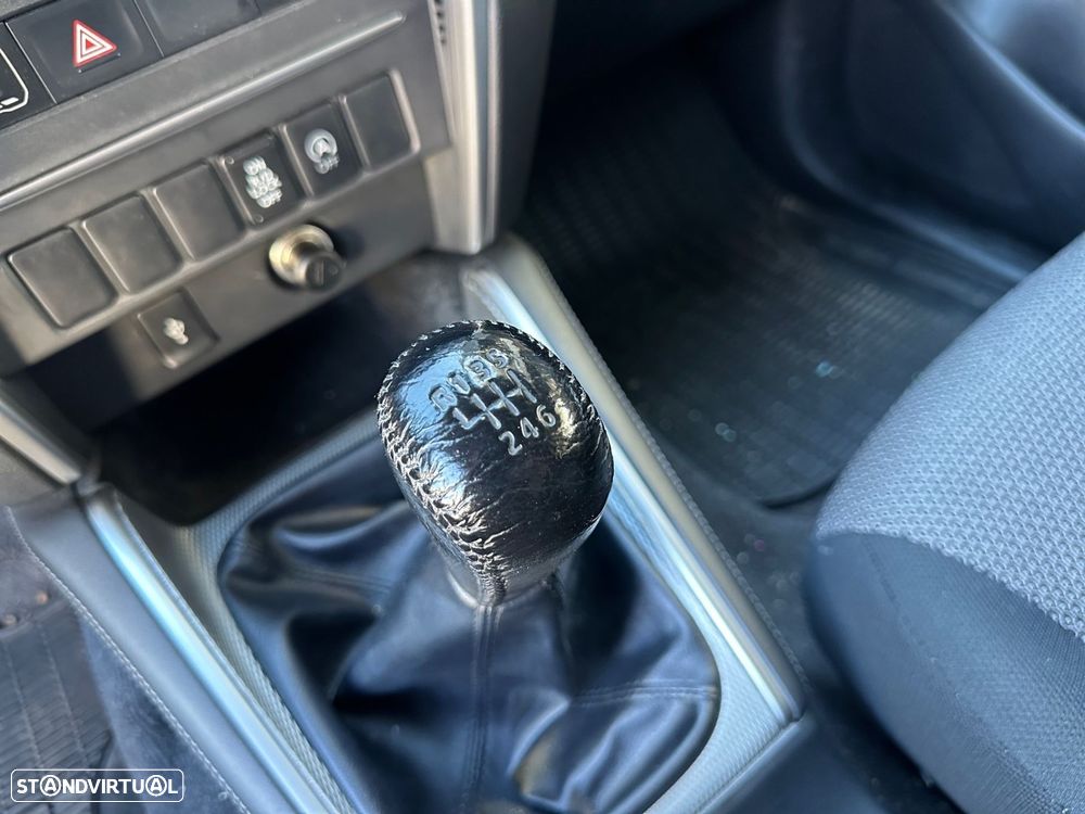 Mitsubishi L200 2.3 DI-D Strakar CD 1st Edition 4WD - 16