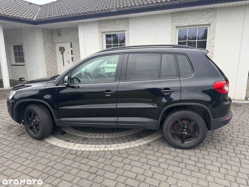 Volkswagen Tiguan 2.0 TDI DPF 4Motion BlueMotion Technology DSG Track & Field - 10