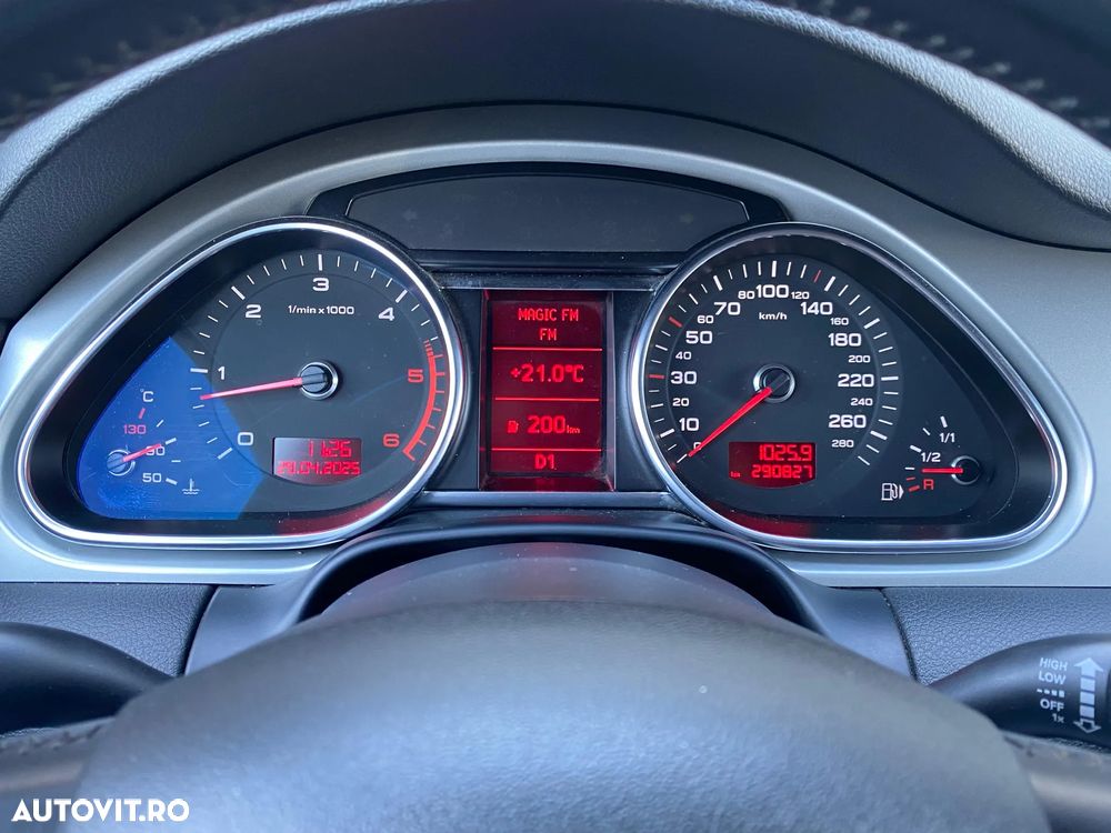 Audi Q7 - 8